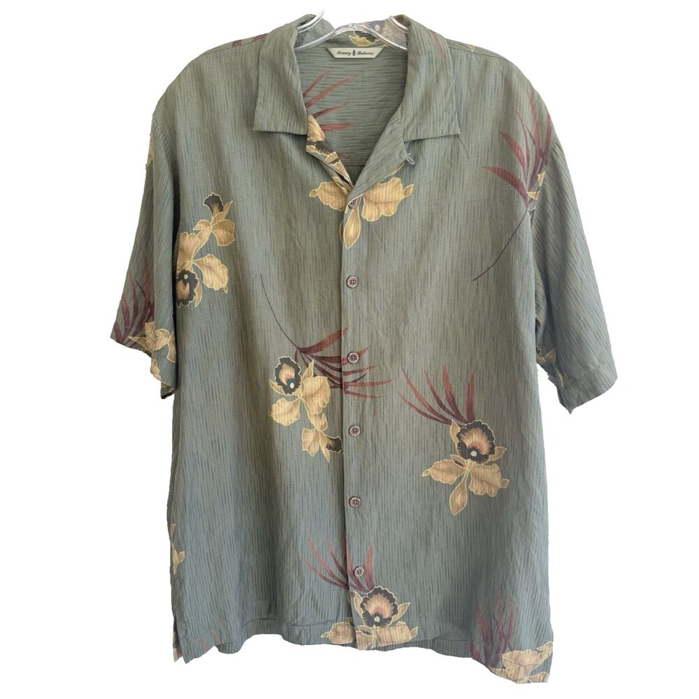 TOMMY BAHAMA Mens Hawaiian Aloha Camp Shirt Green Floral Coral Silk Blend Size M